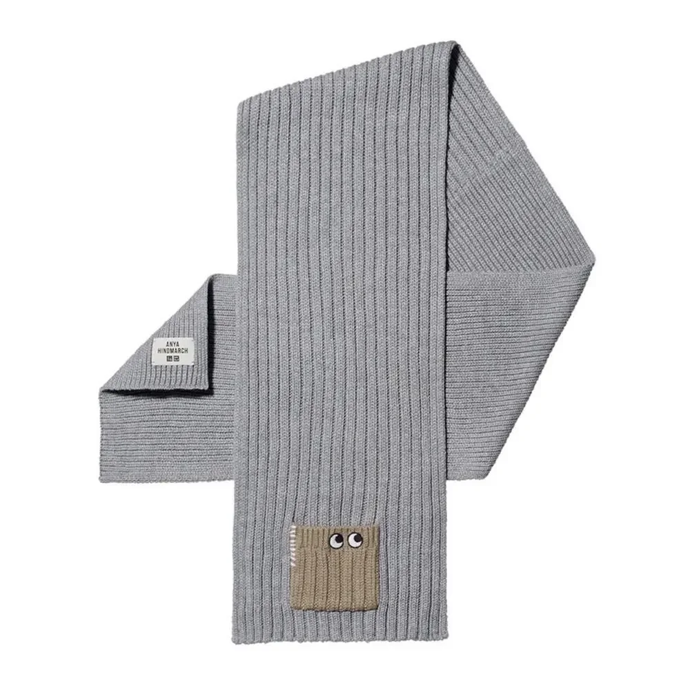 UNIQLO x Anya Hindmarch Heattech Knit Scarf in Light Gray
